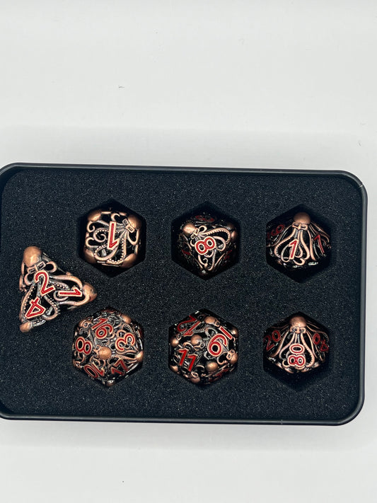 Cthulu Bloodline Metal Dice Set (Gift Box)